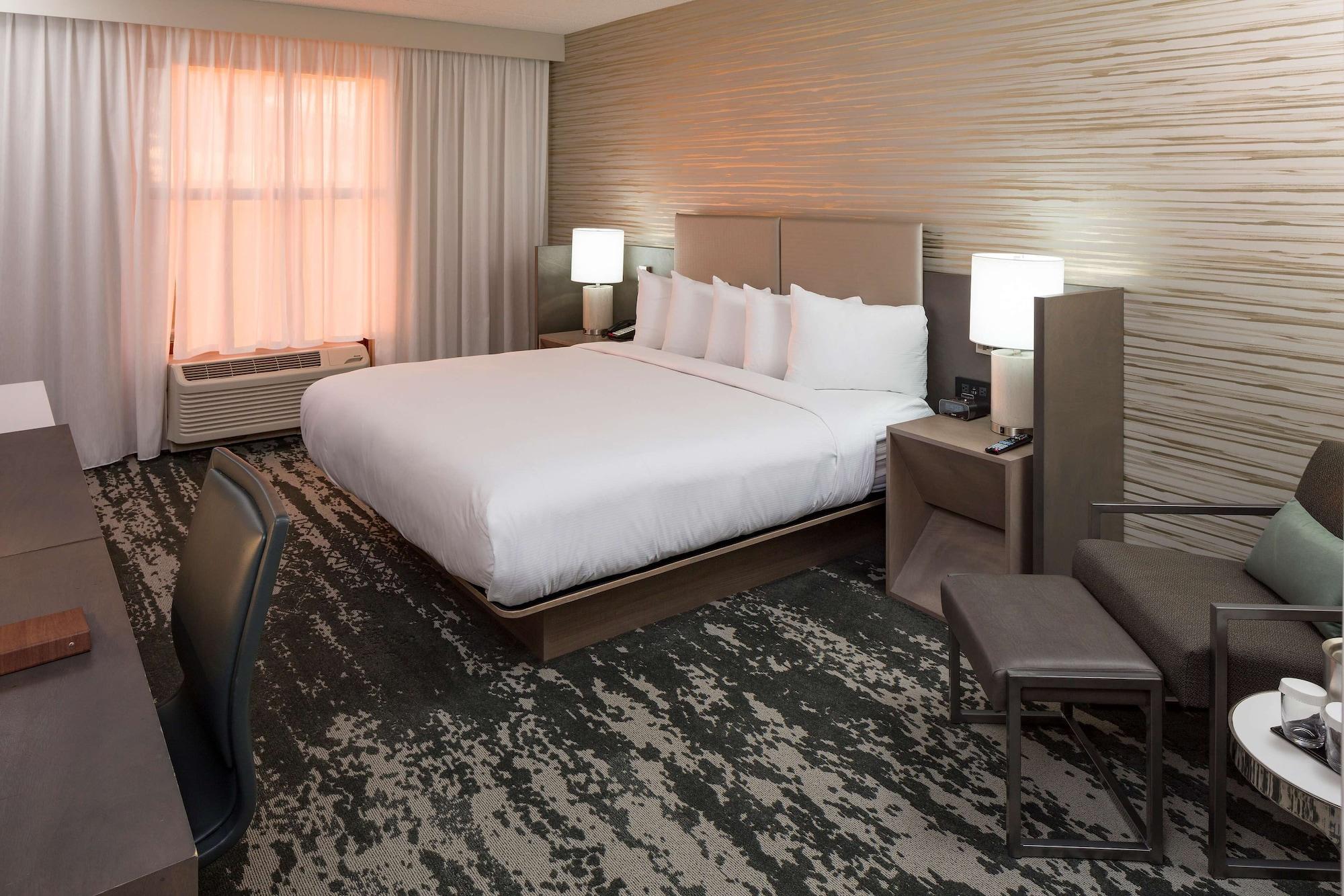 Doubletree By Hilton Boston Logan Airport Chelsea Otel Dış mekan fotoğraf
