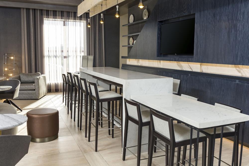 Doubletree By Hilton Boston Logan Airport Chelsea Otel Dış mekan fotoğraf