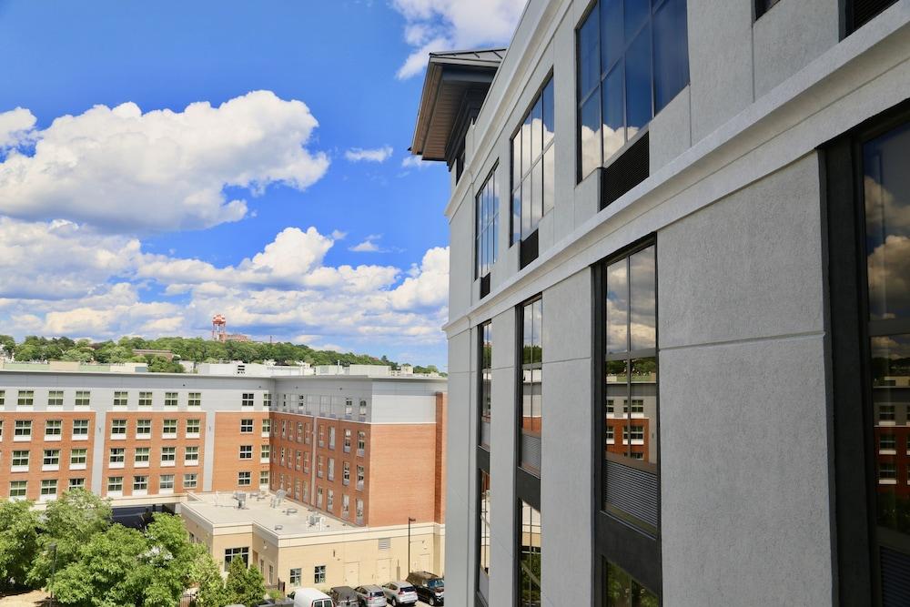 Doubletree By Hilton Boston Logan Airport Chelsea Otel Dış mekan fotoğraf